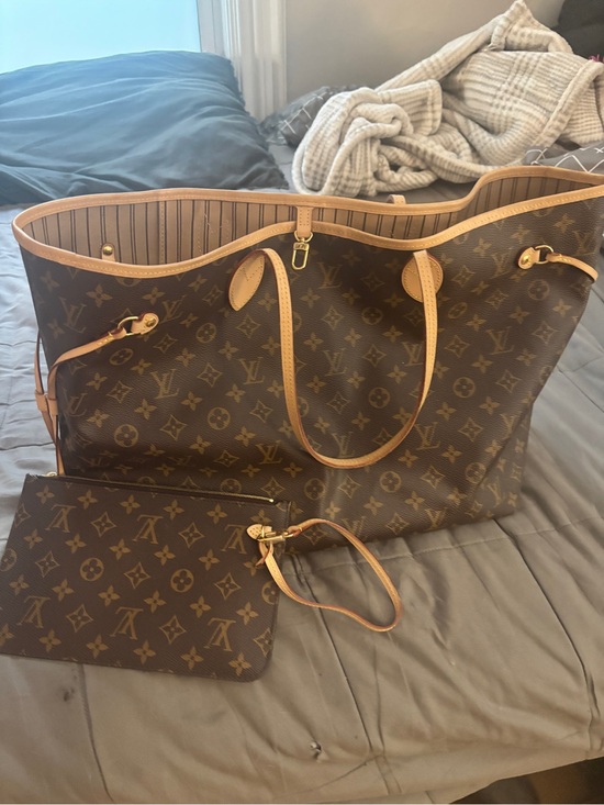 Louis Vuitton Handbags - Louis Vuitton Monogram Canvas Tote with Matching Pouch - Brown & Tan